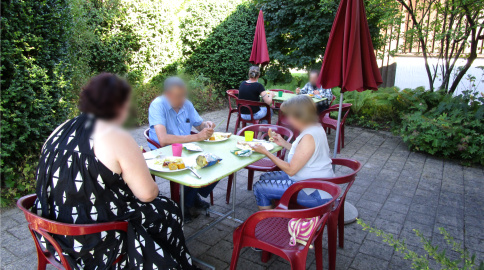 Grillplausch im Garten.